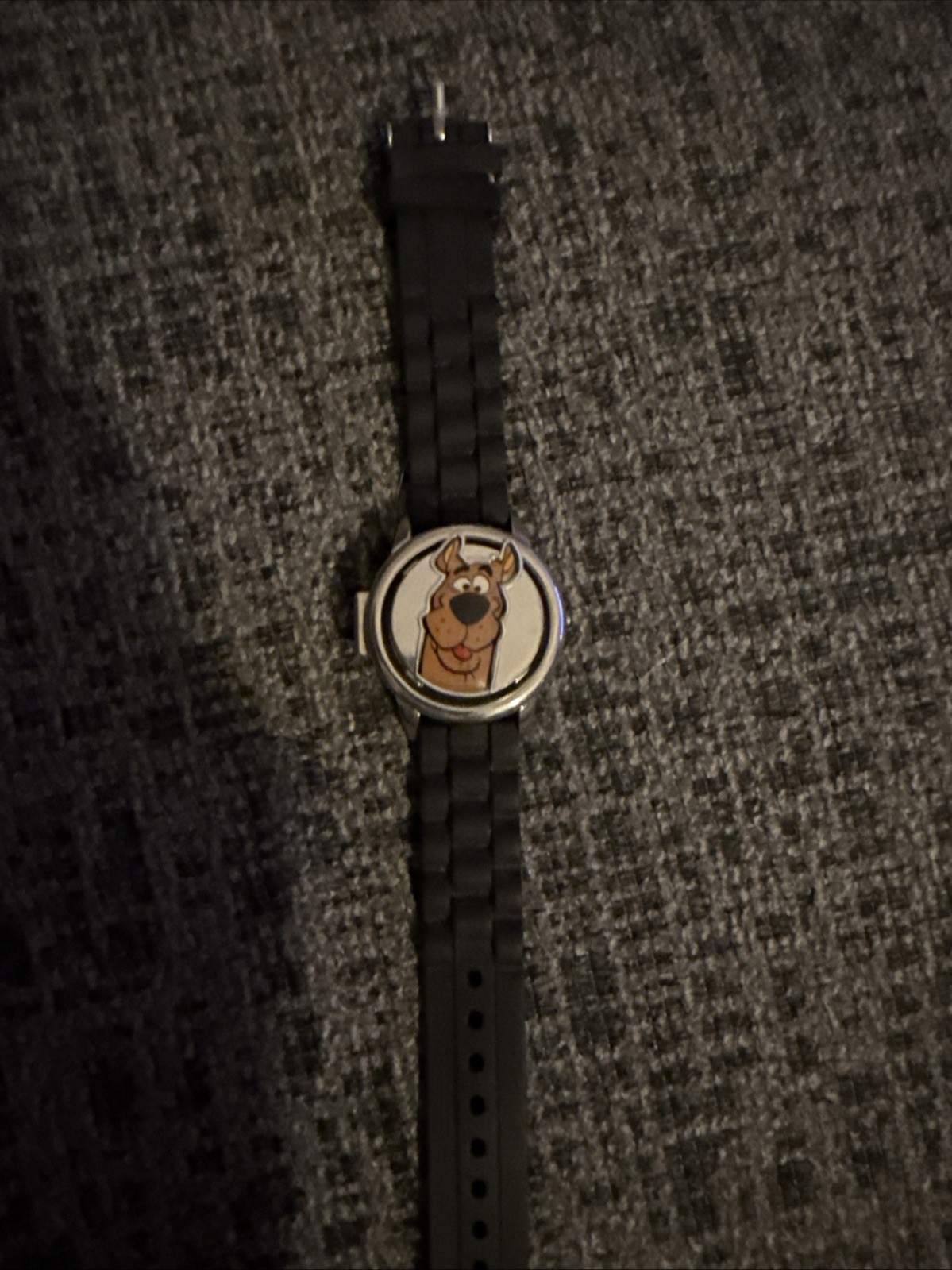 Scooby-Doo SPINS Spinner LCD Black Rubber Band Watch