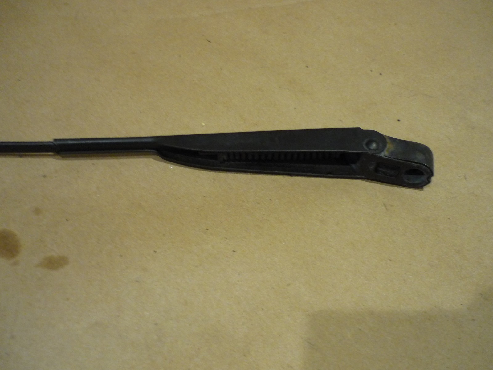 Ferrari  208,308,328 - RH Wiper Arm With Blade LHD- P/N 108740