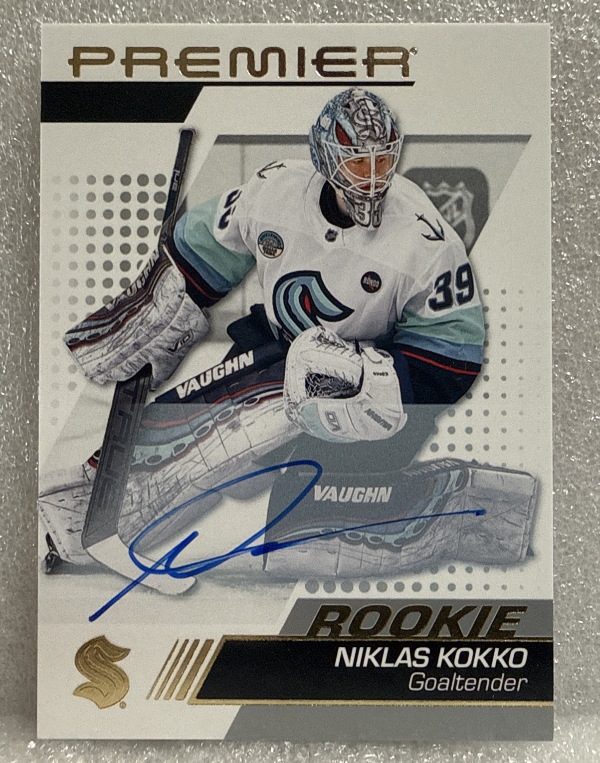 Upper Deck 2025-26 Premier Hockey Niklas Kokko Rookie Auto #136