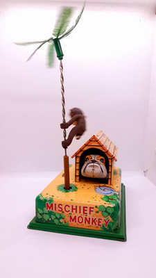 X-Rare Vintage 1950's MASUDAYA 'Mischief Monkey' Bat.Op Litho Tin