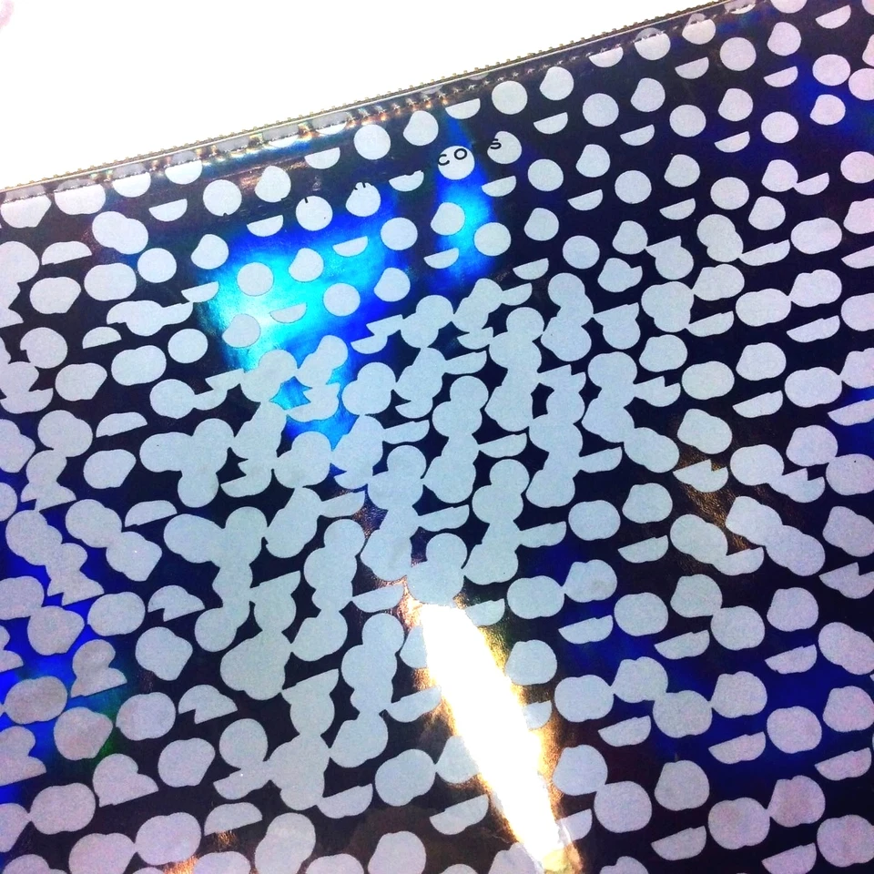 Marc Jacobs Techno Lynne Zip Case.One Size. Gunmetal Multi.NWT.MSRP$118.00 - Image 3 of 4