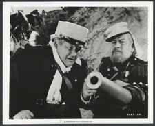 ROY KINNEAR PETER USTINOV in @Col The Last Remake Of Beau Geste FOREIGN LEGION