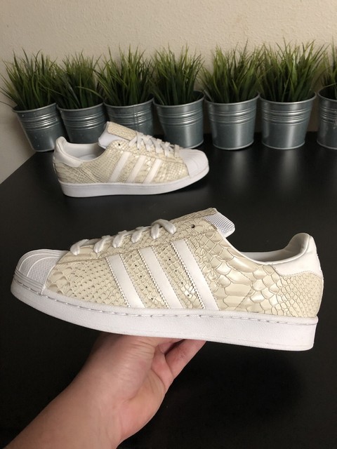 adidas shell toe size 9