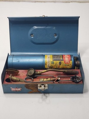 Vintage BernzOmatic Propane Blow Torch Kit Pencil Flame Burner In Metal Case