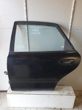 Porte arrière et accessoires Mazda 626