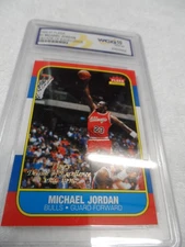 1996-97 Fleer Michael Jordan #4 Decade of Excellence WCG 10