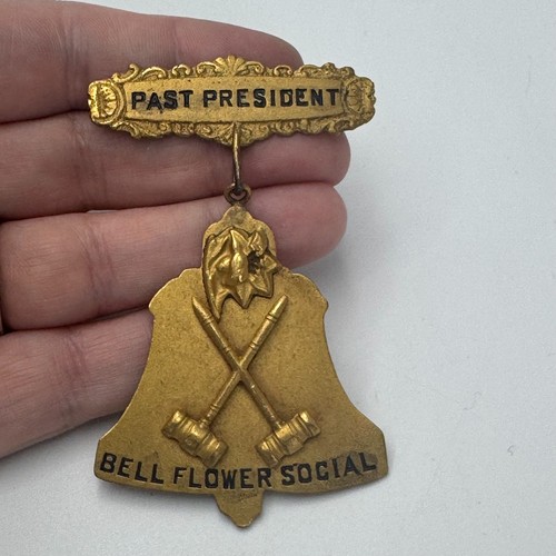 Rare Bell Flower Social Club Past President Medal Lapel Pin Baltimore Af Am