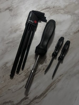 Snap On Tools Ratcheting Screw Driver and extras (Snap On and Wiha)