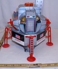 APOLLO 11 EAGLE LUNAR MODULE SPACE BATTERY TIN TOY JAPAN WORKS
