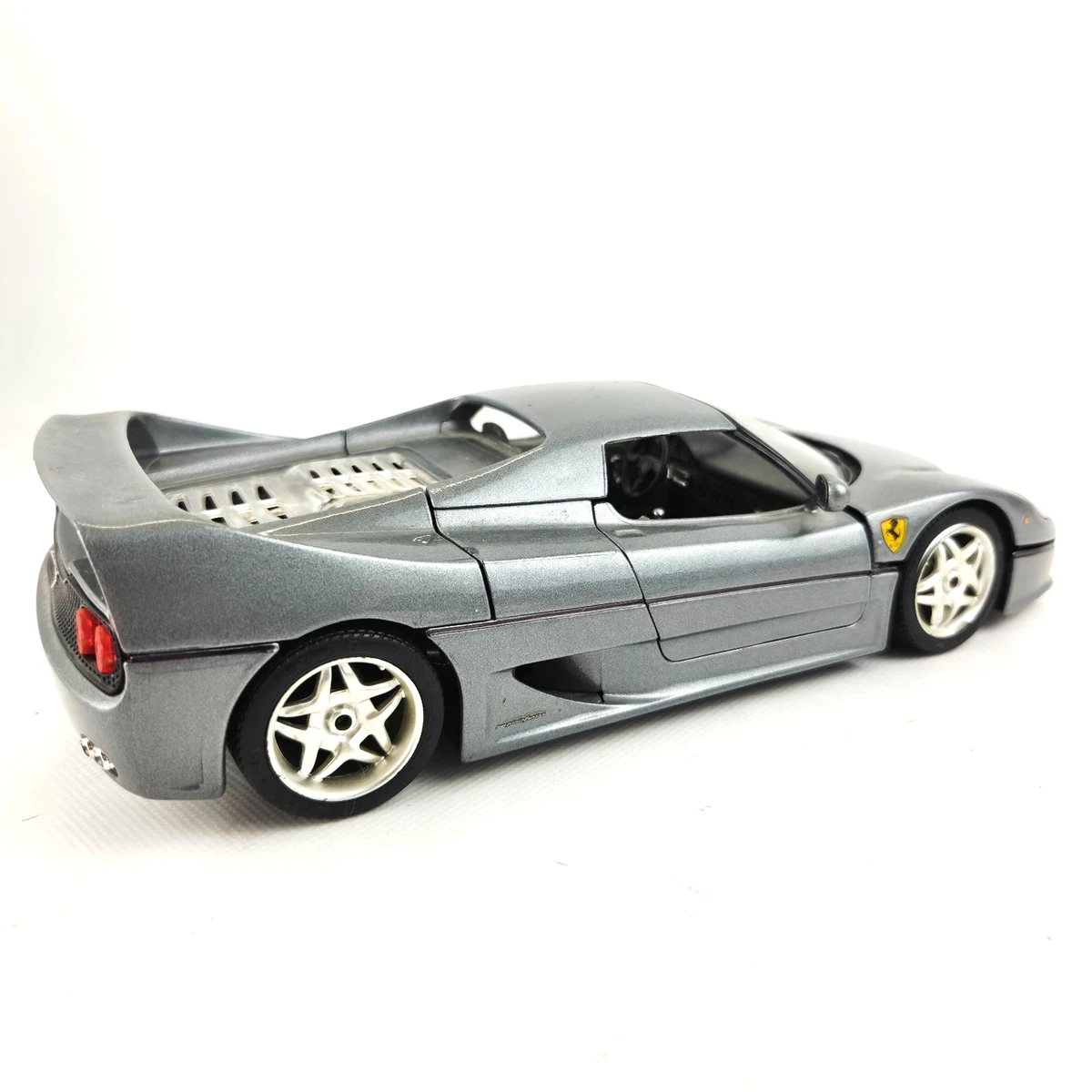 Bburago Gold Ferrari 1:18 Scale Diecast Cars, Trucks & Vans for
