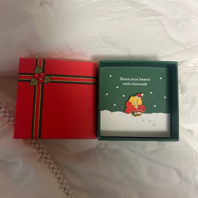 Chunsik Love Fruit Badge Santa 2023