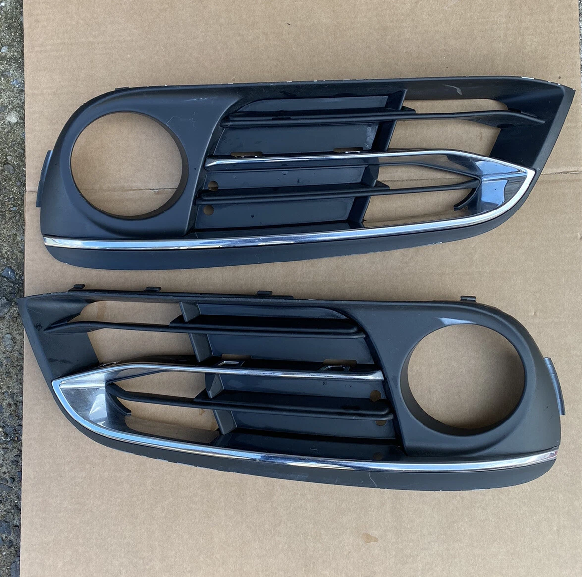 Original BMW F10 F11 bezel grid bumper NSW LEFT / RIGHT SET  