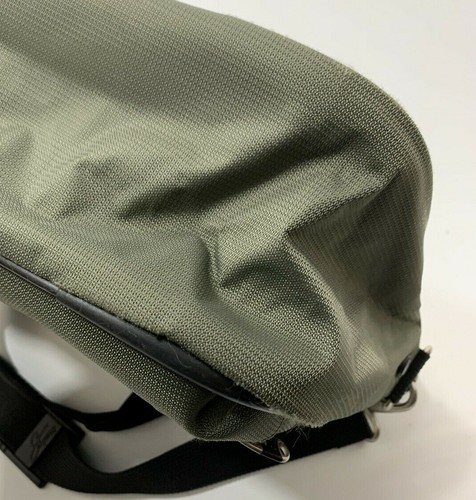 ^ Skyway Garment Bag Hanging Large Luggage Green Shoulder Carry - Picture 8 of 8