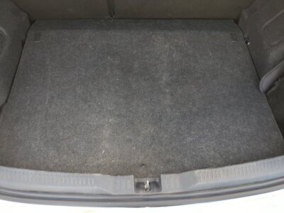 Toyota Auris 2015-2018 Kofferraumboden