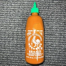 Huy Fong Sriracha Hot Chili Sauce (1) one bottle, 28 oz Exp 07/26