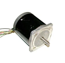 VEXTA ORIENTAL MOTOR  DC STEPPING MOTOR 6 VDC 2 AMP MODEL  PH299-02