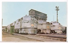 1949 - NYC Passenger Power Line-up at Englewood IL PA4202, E7's 4034 & 4007 PC