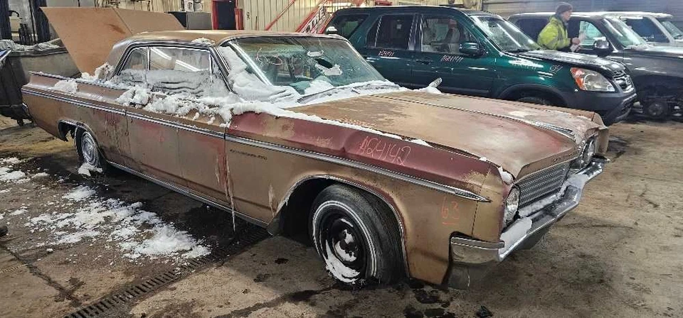 1963 OLDSMOBILE SUPER 88 DOBRADIÇA CAPÔ DIREITO 1067469 - Imagem 3 de 4