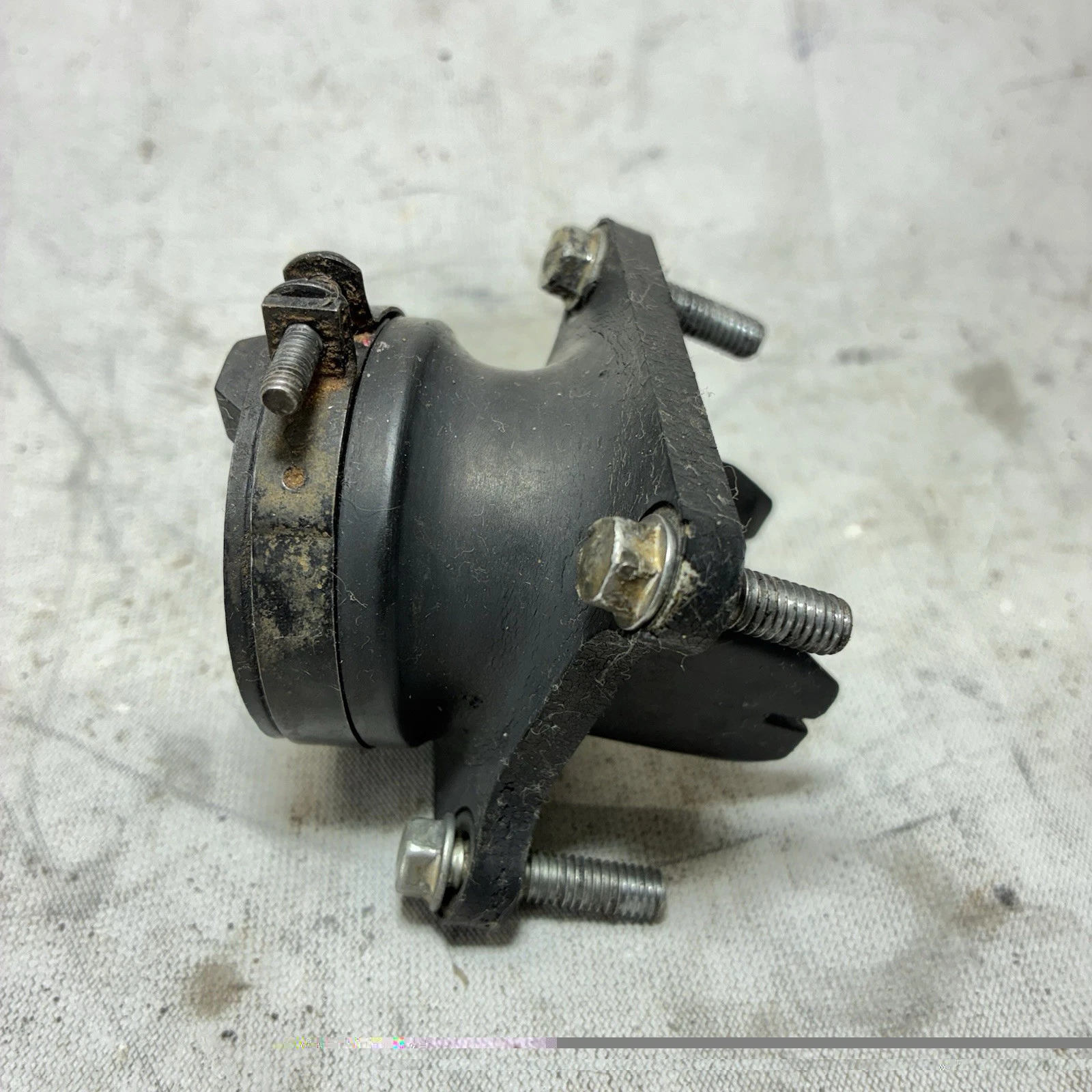 01 - 26 KAWASAKI KX 85 100 112 CARB HOLDER INTAKE BOOT MANIFOLD OEM 16065-1372
