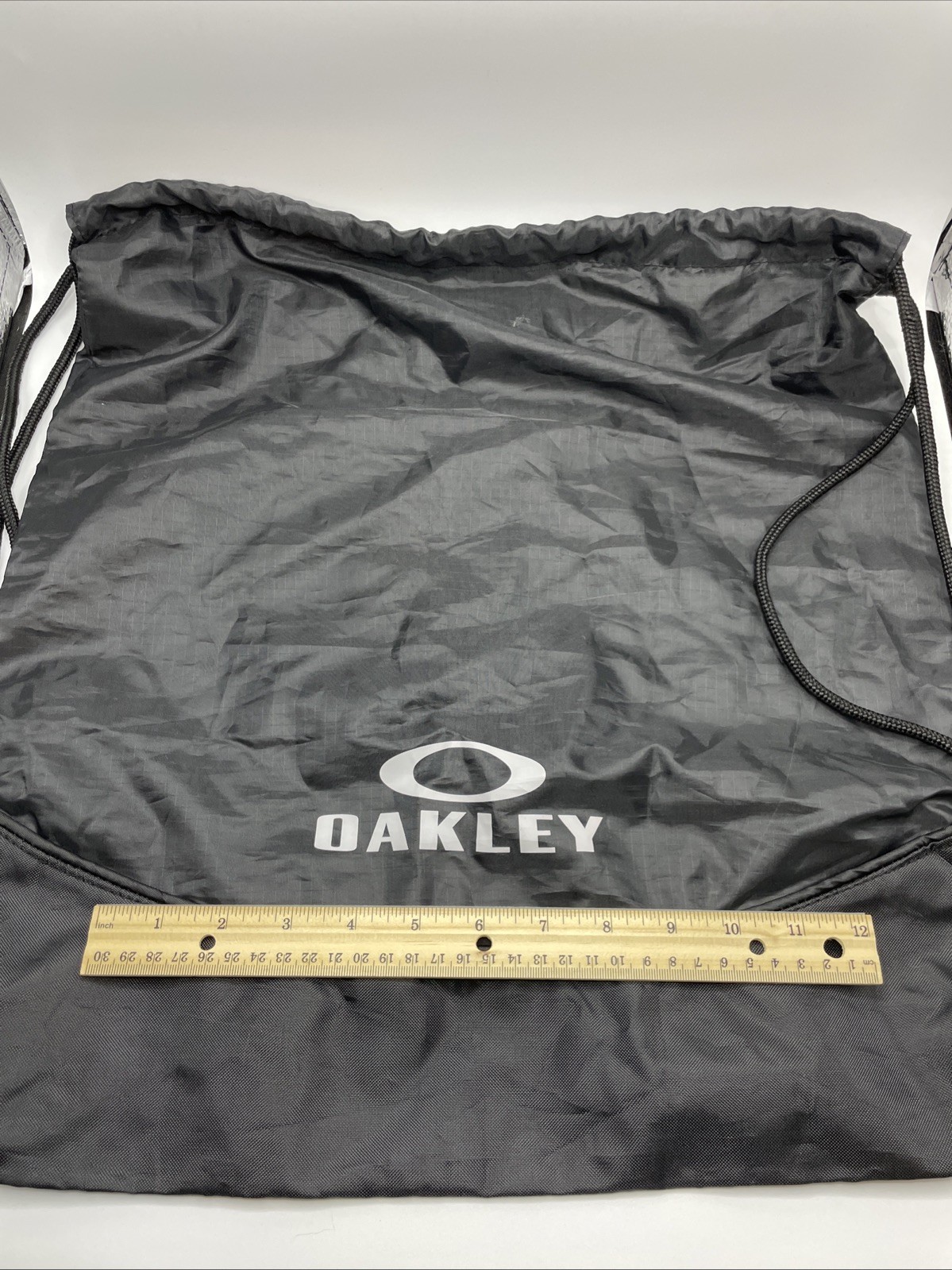 Large Black Oakley Drawstring Bag Backpack Cinch … - image 2