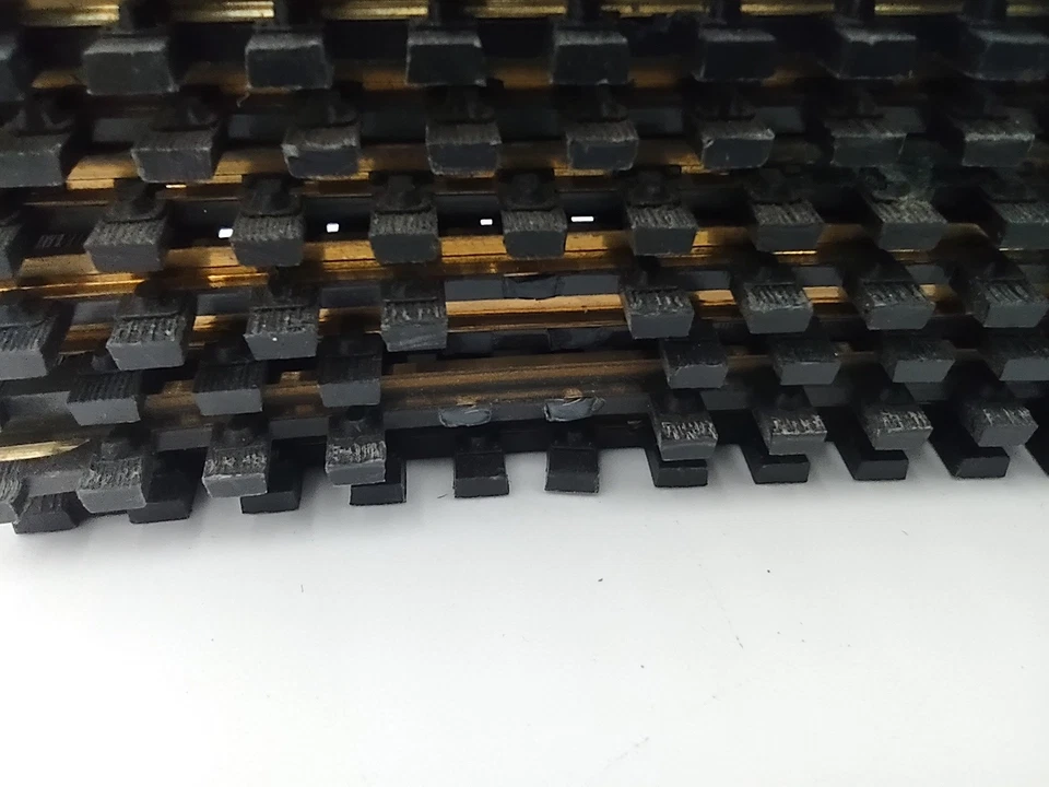 Life-Like HO Scale Curved Brass Track 110pc Lot Radius Model Railroad Train - Image 4 of 4