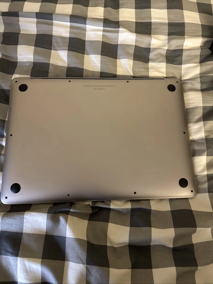 MacBook Air Retina 13 pulgadas 2020 Apple Laptop excelentes condiciones envío rápido Foto 4 de 4