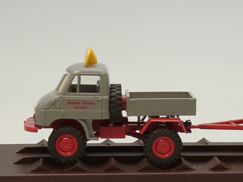 Brekina Mercedes Unimog 411 mit 2 Hängern SINALCO, grau - 39108 - 1:87 - Bild 2 von 7