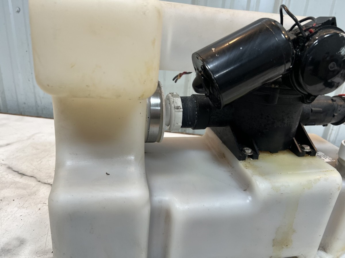 glastron SVV 195 Boat Sea Land Sealand Marine waste tank