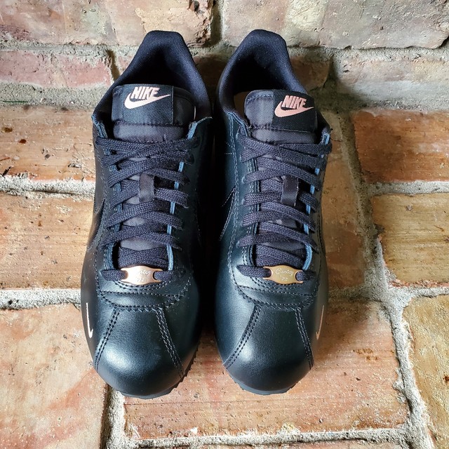 Nike Classic Cortez Premium Black Rose 