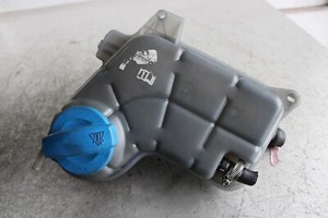 Audi A4 B6 FSI 2.0 110 kW Kühlwasserbehälter 8E0121403A