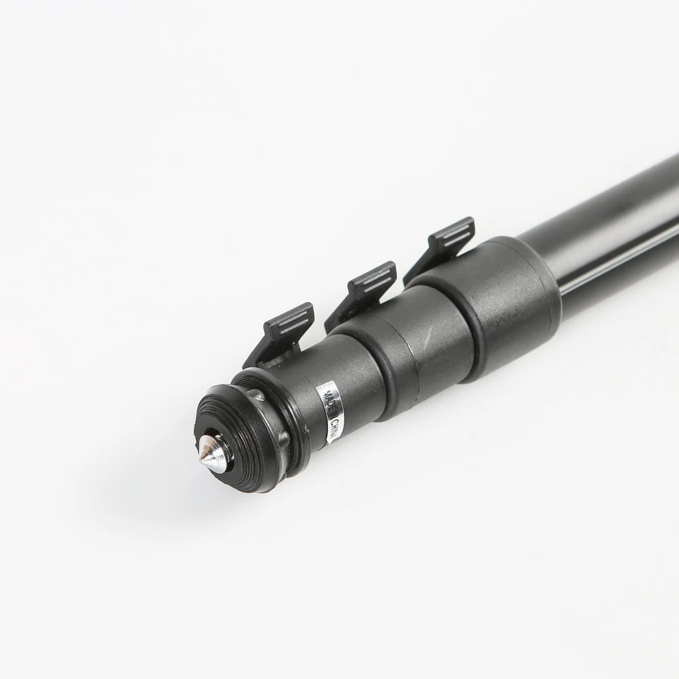 Promaster 1100 Four section Aluminum 61 inch Monopod With Case - Image 2 of 4