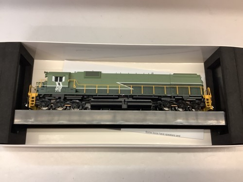 Bowser #24850 escala HO “PGE” M630 analógico DCC READY Rd. #716 | Zustand: New
