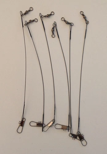 WIRE TRACE Black Nylon Coated 18 cm long 17kg rated - 6 pack