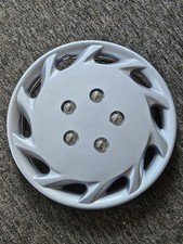 Hub Cap Wheel Cover For 1997-1999 Toyota Camry 14-inch Silver Plastic 1-piece