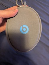 BEATS BY DRE Soft Shell Case 6" x 4.5" x 2"