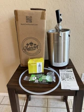 NutriChef Homebrew Double Wall Mini Keg Beer Dispenser - 128 oz. - PKBRTP299