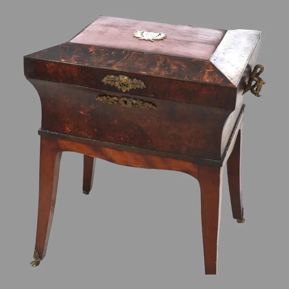 Antique French Louis XVI Inlaid Olive Wood Sewing Box or Jewel Chest c1800 - Image 3 of 4