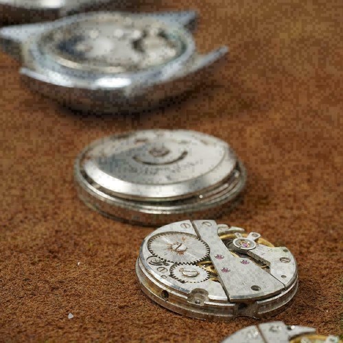 Randomly Scrapped watch Mechanical movement For DIY assembly W0 G I0 W6 Lot Hot~ - Picture 10 of 11