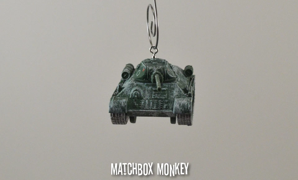 Soviet T34/76 Tank 8th Tank Army Battle for Stalingrad Christmas Ornament 1/100 - Image 4 of 4