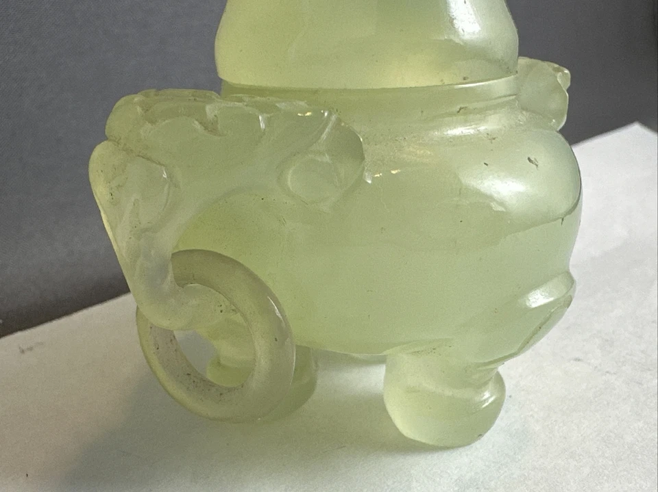 Pequeño incensario de jade nefrita tallado a mano de exportación china antigua Foto 4 de 4