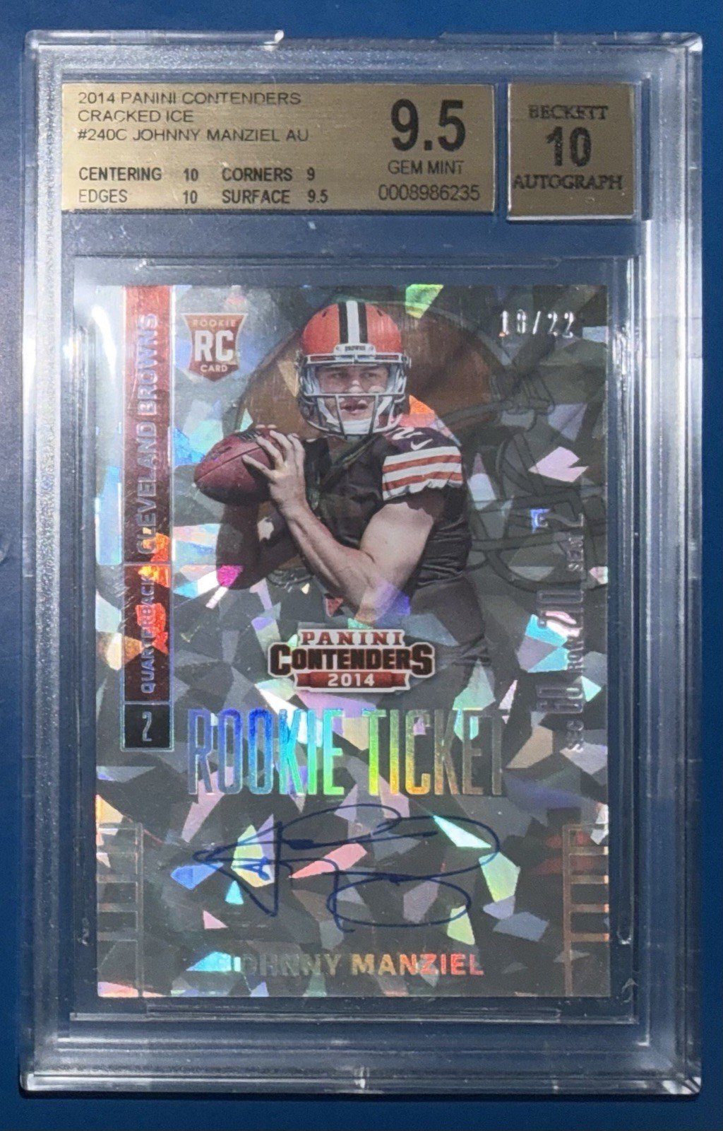 Johnny Manziel Panini Contenders #240 Autograph-Cracked Ice