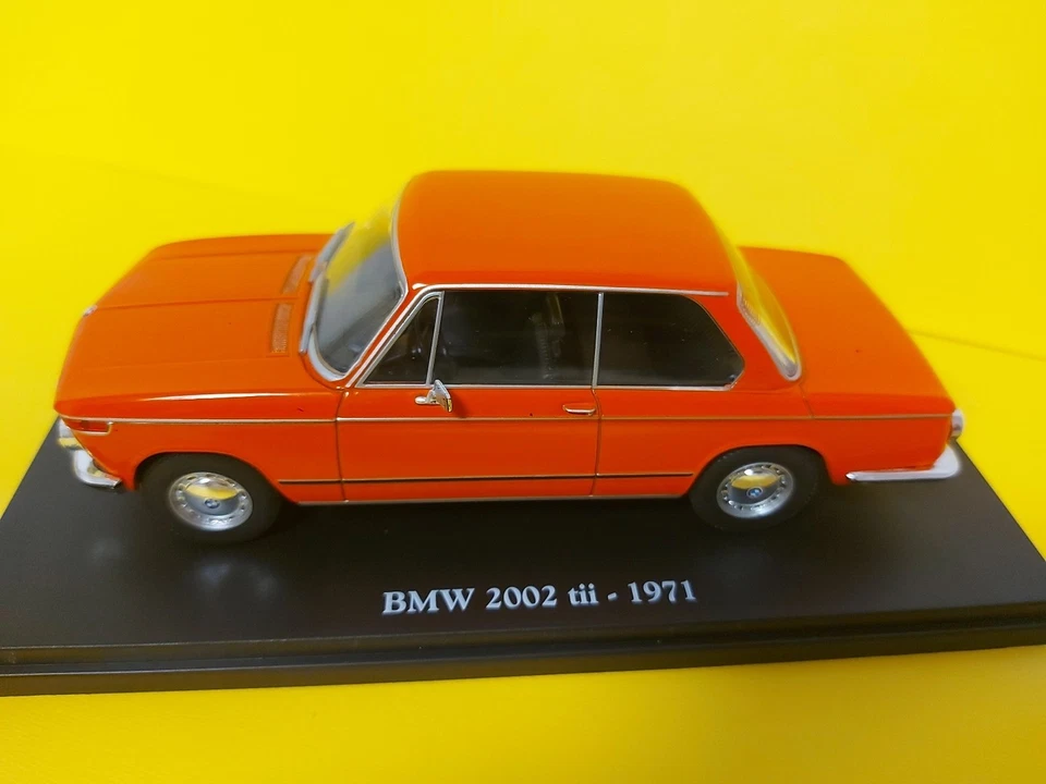 Modellino BMW 2002tii -1971 Scala 1.24.  - Immagine 2 di 4