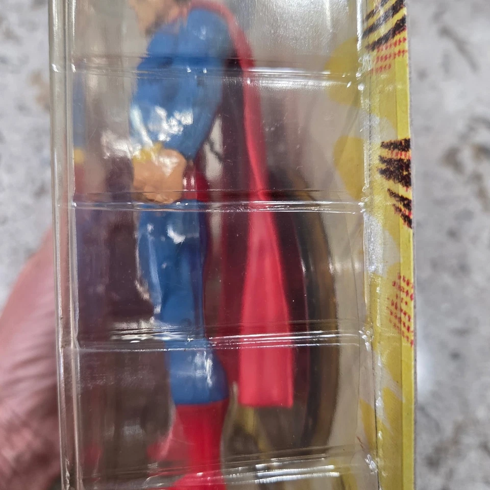 Boneco de ação DC Direct New Gods série 2 Superman 6 polegadas na caixa - Imagem 4 de 4