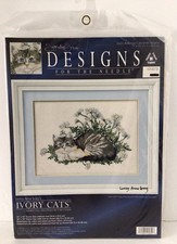 Designs for the Needle Ivory Cats Cross Stitch Kit "Amongst Camomile  " 5622