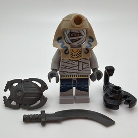 LEGO Pharaoh's Quest MUMMY WARRIOR Minifigure Sword & Scarab Shield 7325/853176