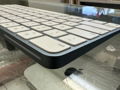 Apple Magic Keyboard with Touch ID for M1 Macs Wireless A2449