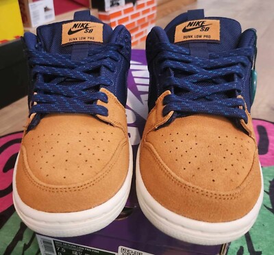 Size 7.5 M - Nike Dunk SB Low Navy Desert Ochre ''90s Backpack'' 