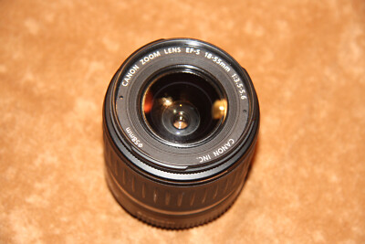 Original Canon Objektiv 18-55mm - Zubehörpaket ist ein Sky-Filter