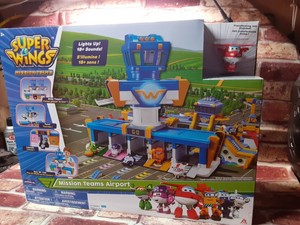 super wings mission teams airport