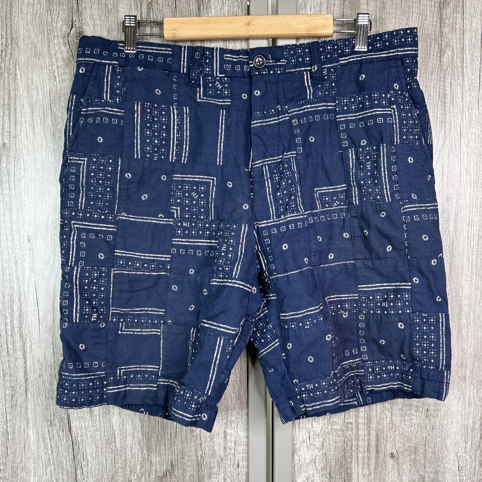 Tommy Hilfiger Men Size 35 Patchwork Shorts Cotton 8" Inseam Navy